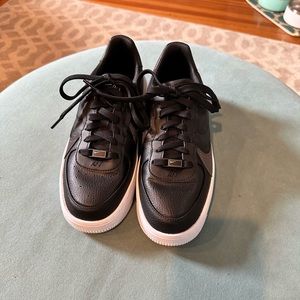 Nike Air Force 1 Platform Black Size 8.5